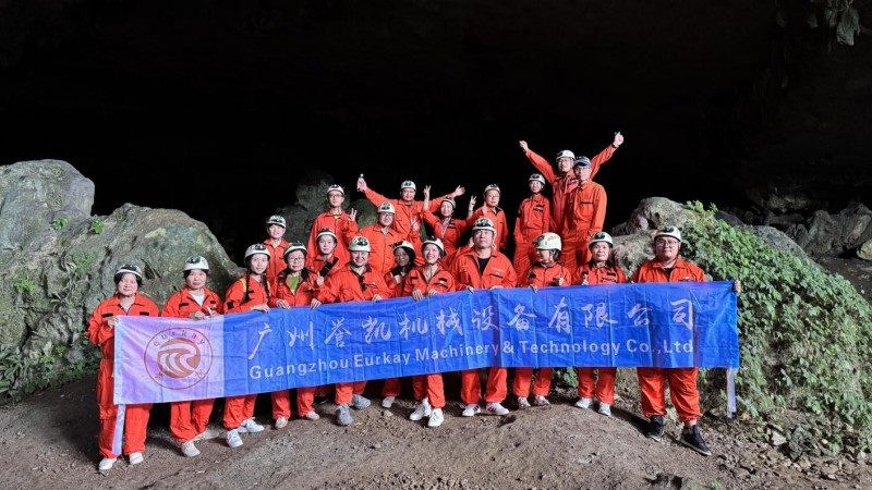 Mağaranın Dərinliklərindən Ekolar: Təbiət və Komanda üzvləri ilə Qarşılıqlı Görüş